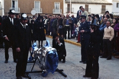 carnival-miguelturra-burial-1985