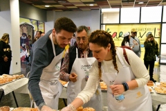carnival-miguelturra-frying-pan-fruit