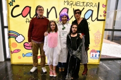 carnival-miguelturra-frying-pan-fruit