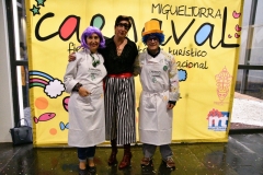 carnival-miguelturra-frying-pan-fruit