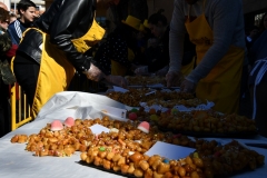 carnival-miguelturra-frying-pan-fruit