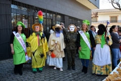 carnival-miguelturra-frying-pan-fruit