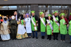 carnival-miguelturra-frying-pan-fruit