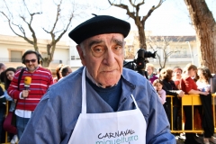 carnival-miguelturra-frying-pan-fruit