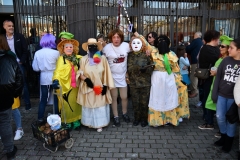 carnival-miguelturra-frying-pan-fruit