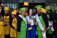 carnival-miguelturra-frying-pan-fruit