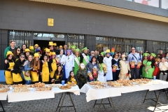 carnival-miguelturra-frying-pan-fruit