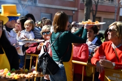 carnival-miguelturra-frying-pan-fruit
