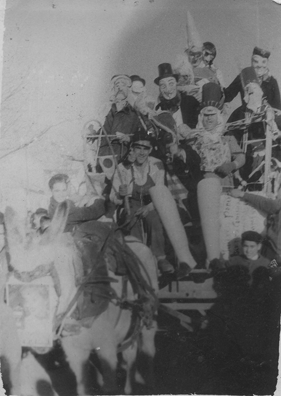 carnaval-miguelturra-mascaras-callejeras-1960